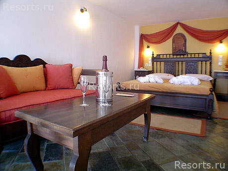 Ira Hotel 19